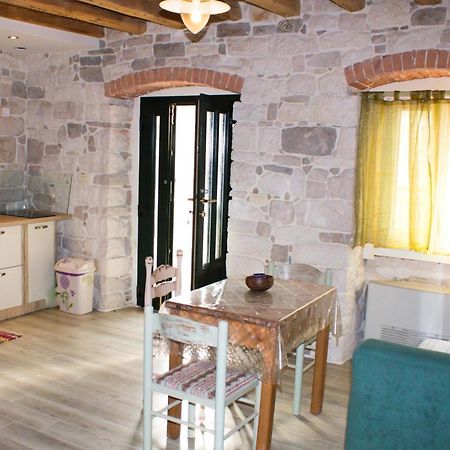 Апартаменти House Kvin Башка-Вода Екстер'єр фото
