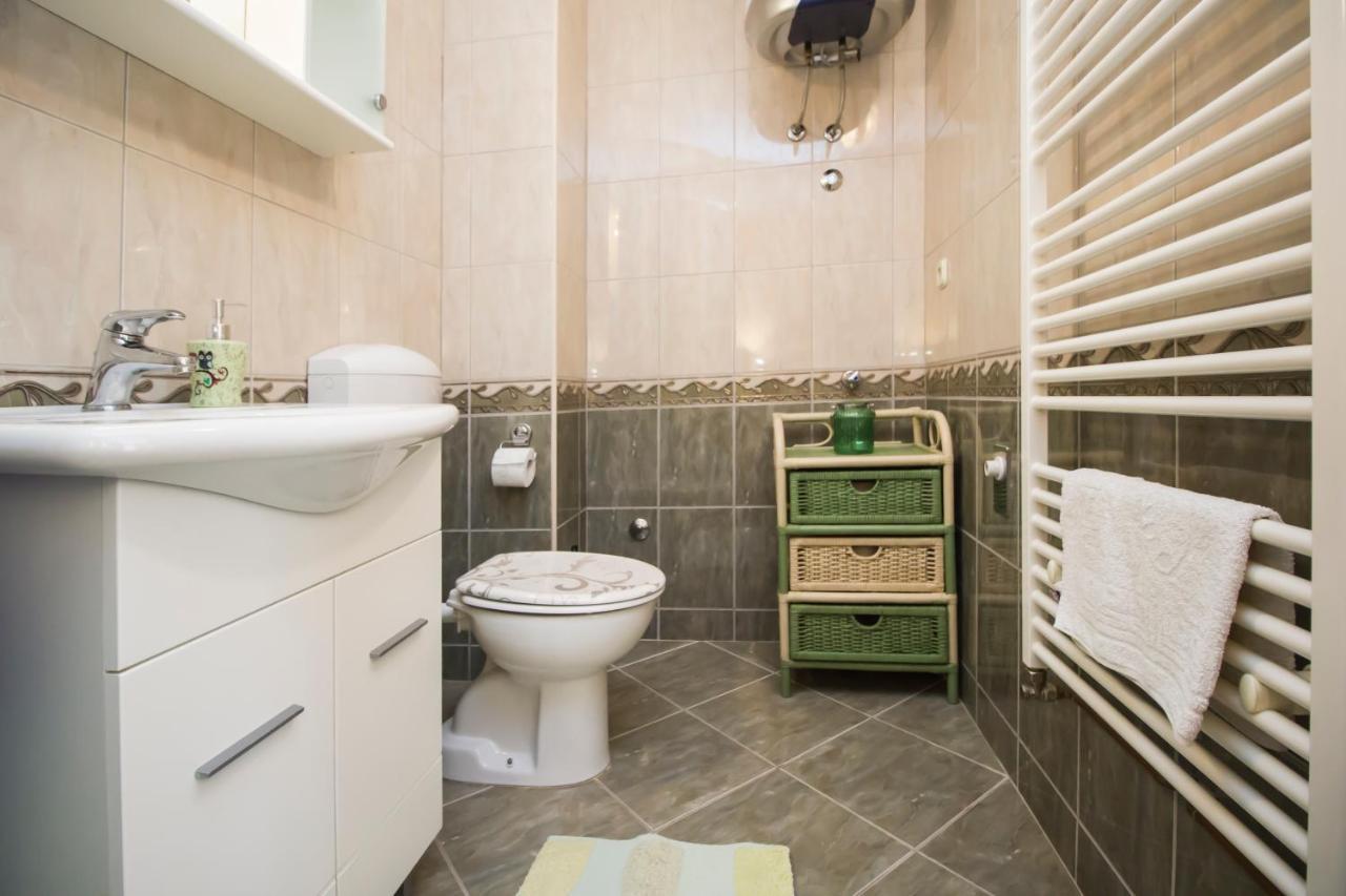 Апартаменти House Kvin Башка-Вода Екстер'єр фото