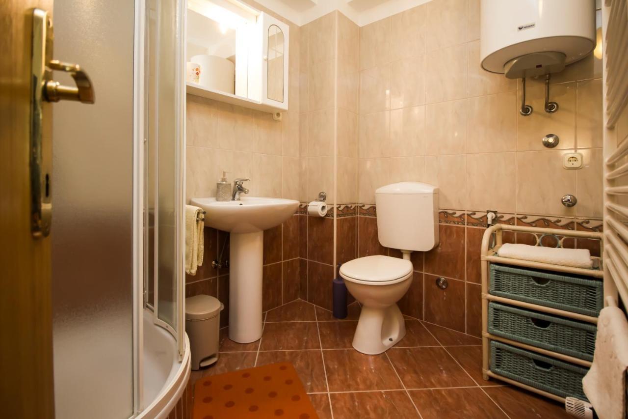Апартаменти House Kvin Башка-Вода Екстер'єр фото